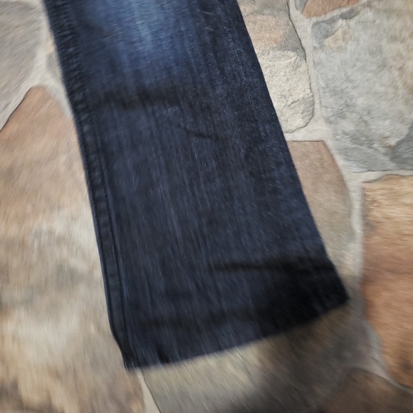 Miss Me Jean's - Picture 5 of 6